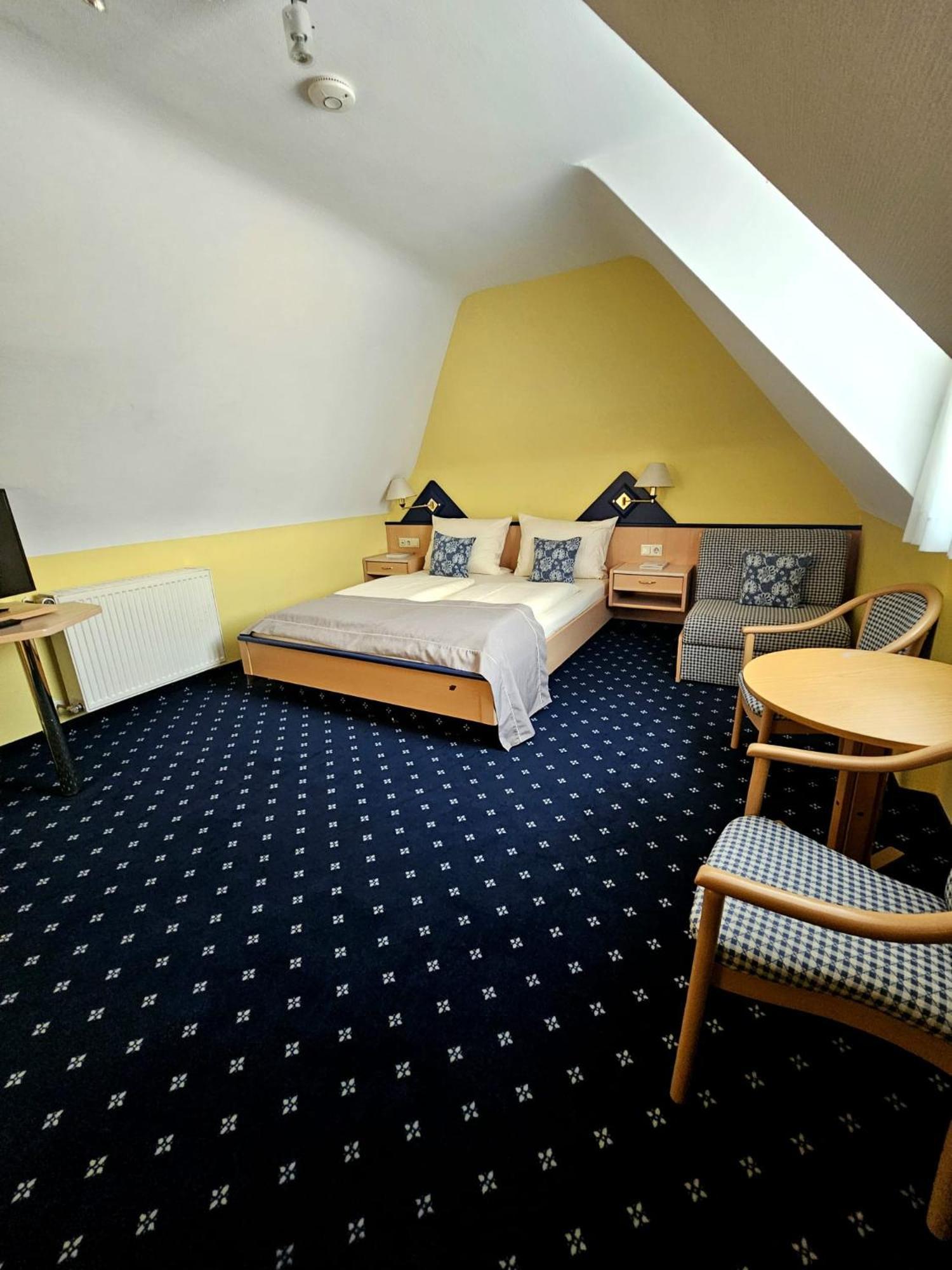 Rüdesheimer Hof - Superior Hotel