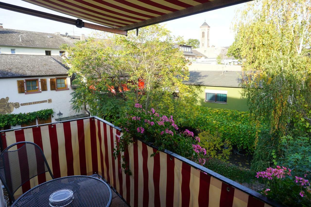 Hotel Rüdesheimer Hof - Superior 3*